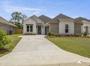 26524 Vanissa Dr, Denham Springs, LA 70726