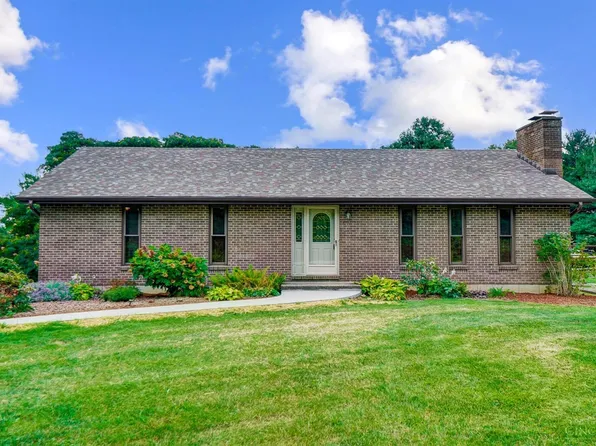 805 White Ridge Rd, Lawrenceburg, IN 47025