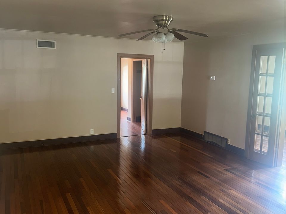 1st image of 300 NW 21st St APT 1