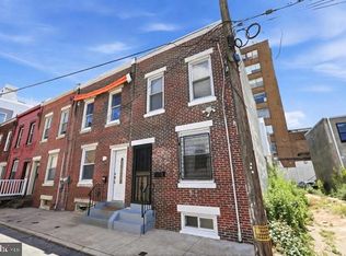 146 Melvale St, Philadelphia, PA 19125