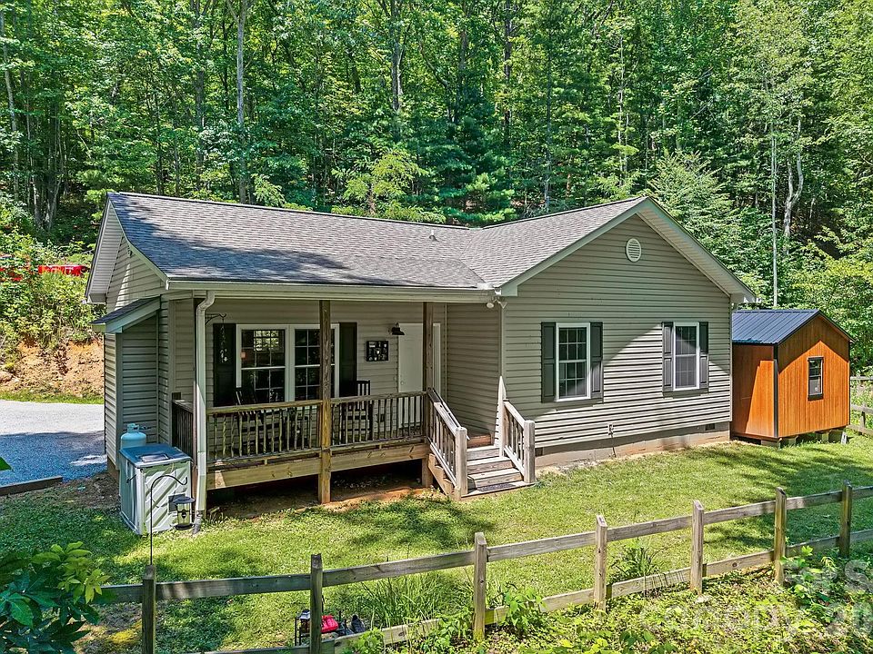1st image of 62 Robin Ln