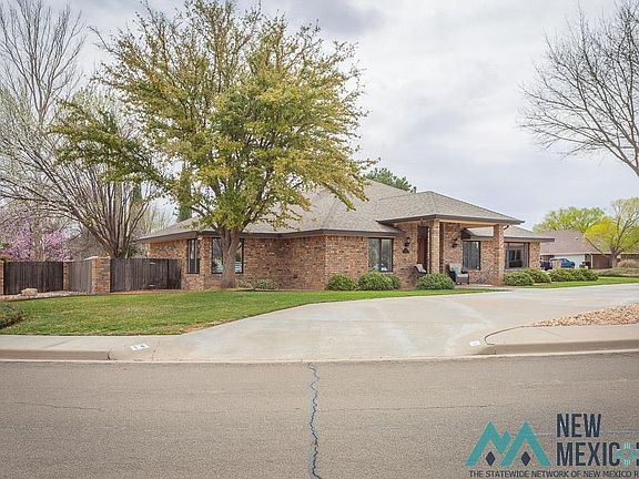 3rd image of 14 Granite Cir