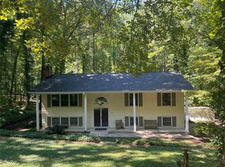 321 Woodland Cir, Pendleton, SC 29670