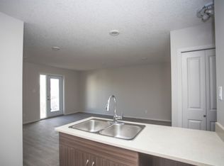 Sagecourt, Strathmore, AB T1P 0C7