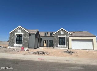 5671 S Joshua Tree Ln, Gilbert, AZ 85298