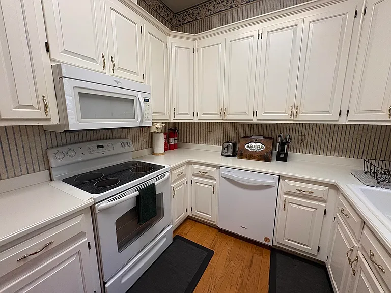 1661 Vintage Ridge Ct — Photo 29