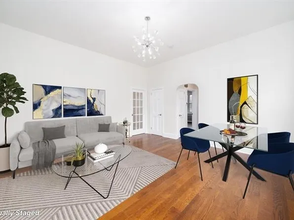 33 Glenwood Avenue image 1 of 21