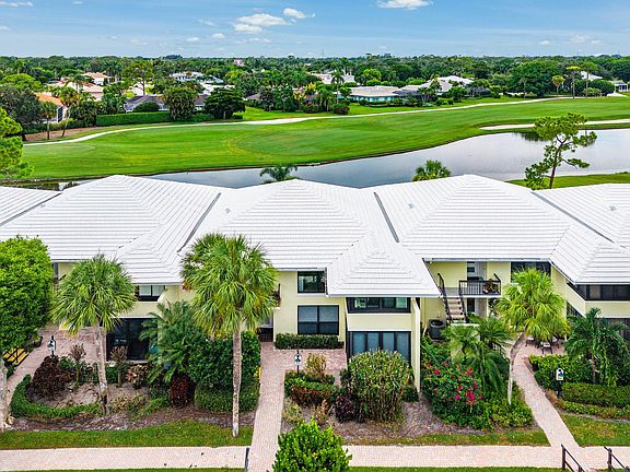 2nd image of 3593 Quail Ridge Drive S