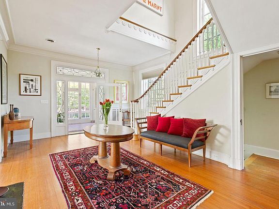 5th image of 4101 N Charles St