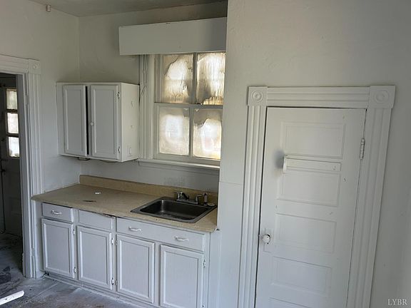 3rd image of 1219 Garfield Ave