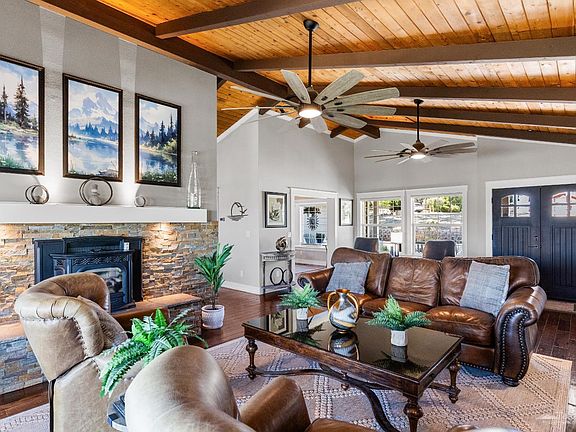5th image of 24701 Flatiron Ct
