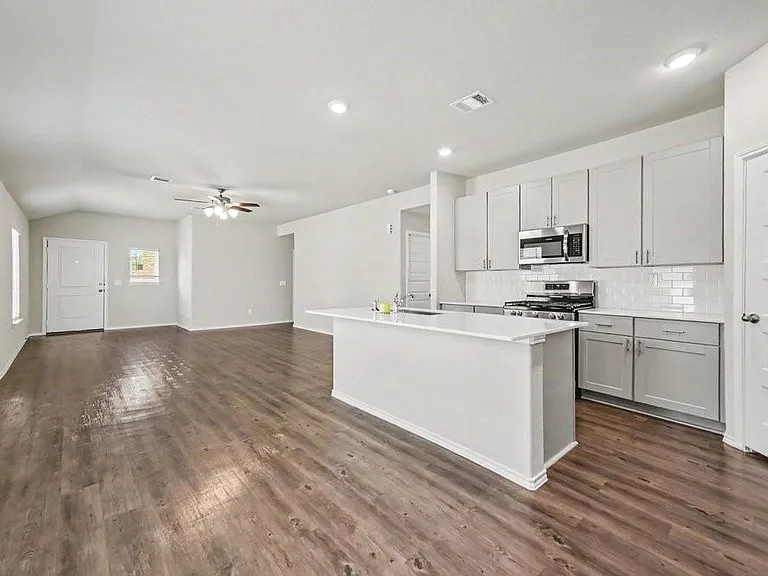 260 Gallant Front Trl — Photo 26