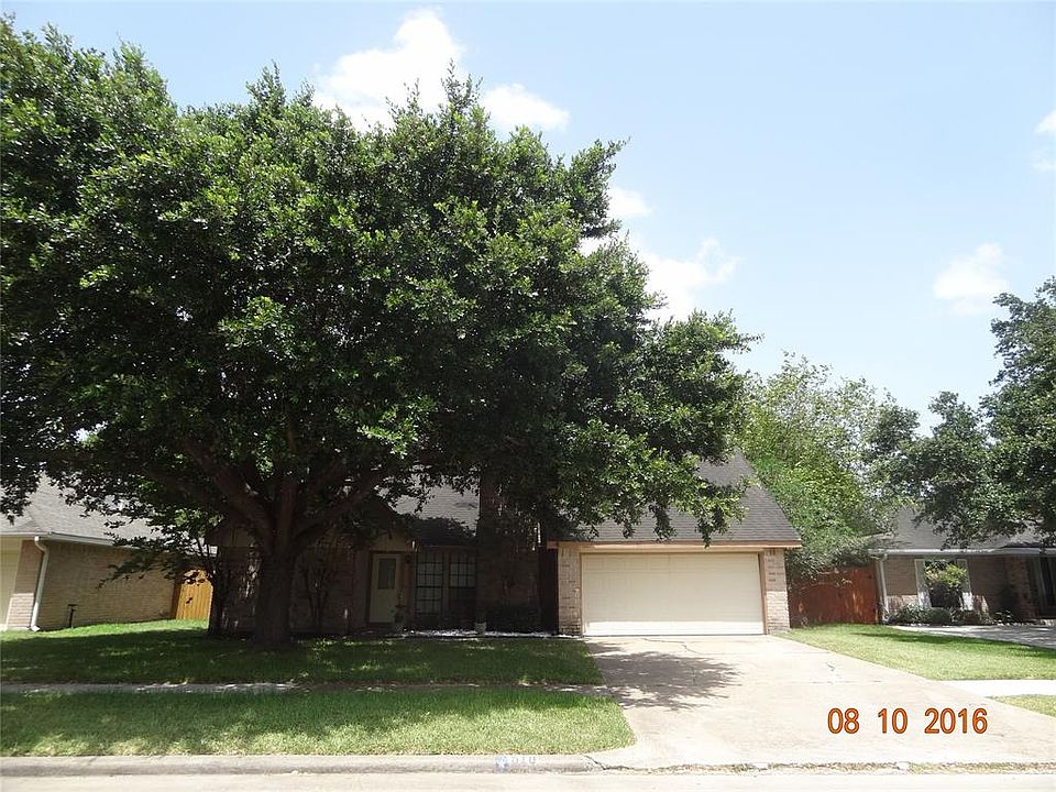 1st image of 518 Muirwood Ln