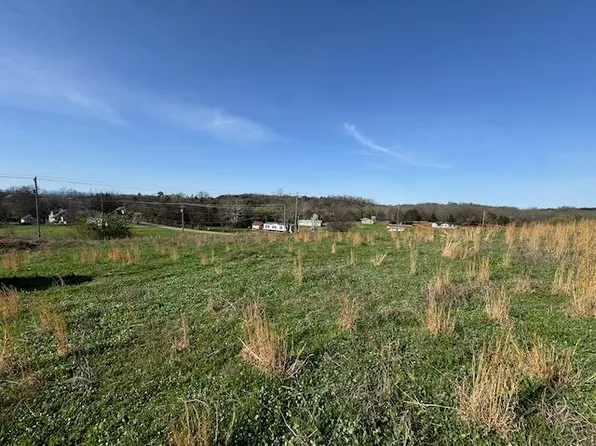 2 McDonald Rd, Midway, TN 37809