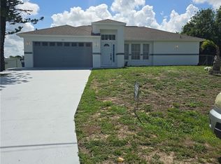 902 Adeline Ave, Lehigh Acres, FL 33971