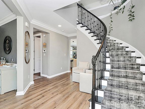 3rd image of 5519 Hubbard Point Dr