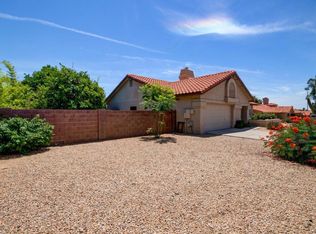 823 E Brook Hollow Dr, Phoenix, AZ 85022