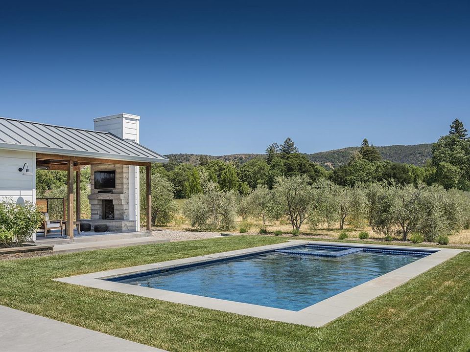 1st image of 20376 Wolf Meadow Ln