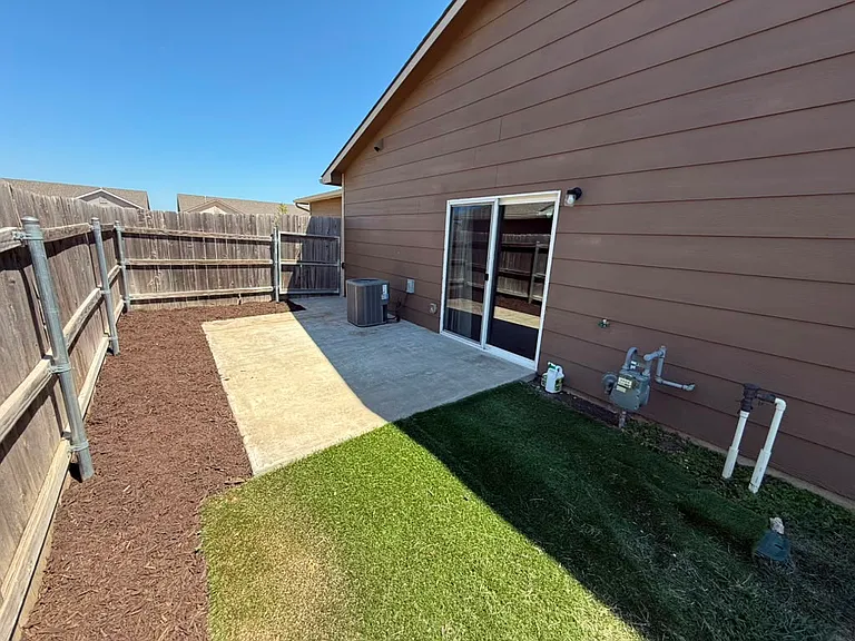 5269 N Cypress Cir — Photo 12