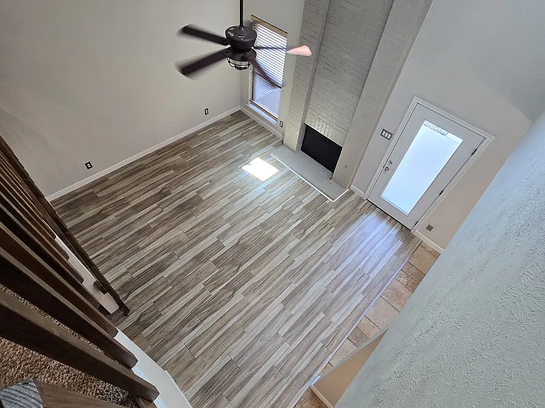 3817 Clover Hill Ln — Photo 14
