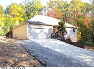 5065 Bluebird Dr, Sanford, NC 27332