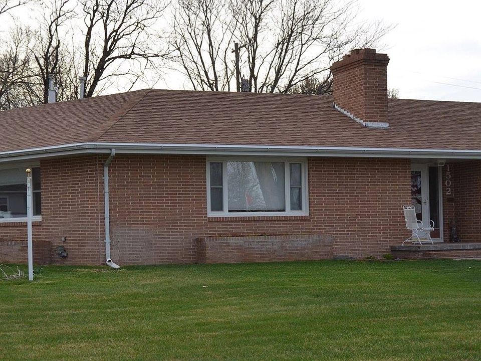 1st image of 1502 Parkway Dr