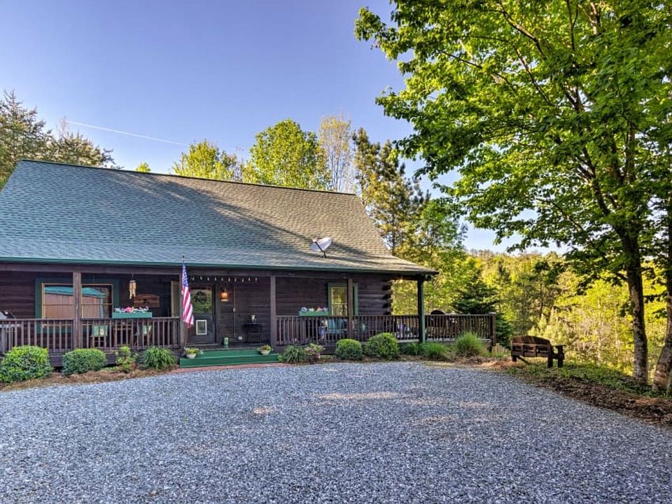 1st image of 217 Valley Hills Dr