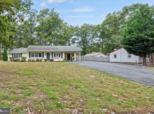 300 Timberline Dr, Mount Laurel, NJ 08054