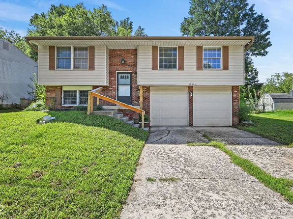 10401 Mercury Dr, Indianapolis, IN 46229