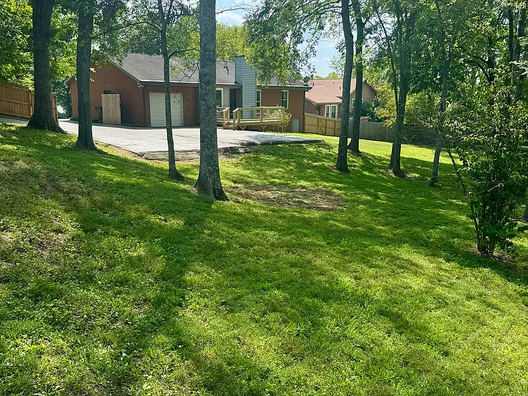 561 Old Lebanon Dirt Rd — Photo 14