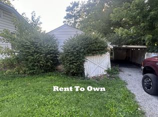 2225 S 12th St, Springfield, IL 62703