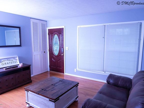 3rd image of 10015 Cardigan Dr