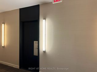 5 Sheppard Ave E #2518, Toronto, ON M2N 0G4