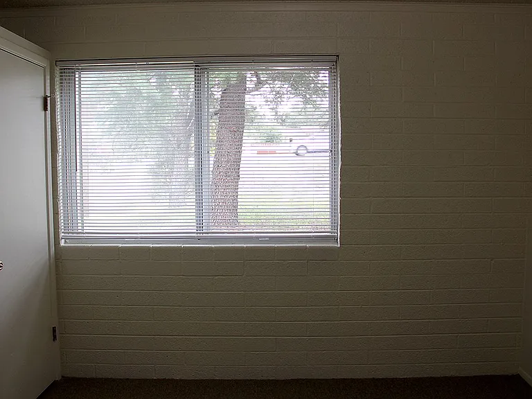 903 Green Ln — Photo 29