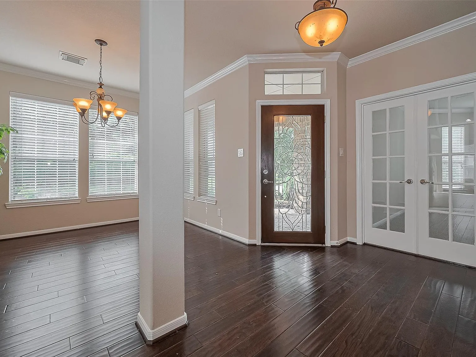 4 bed, 3.5 bath, 2546 sqft, $3,500 — Photo 3