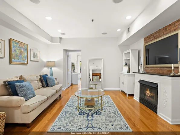 221 Willow Avenue image 1 of 22