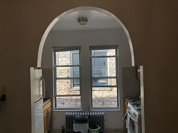 2nd image of 3084 37th St