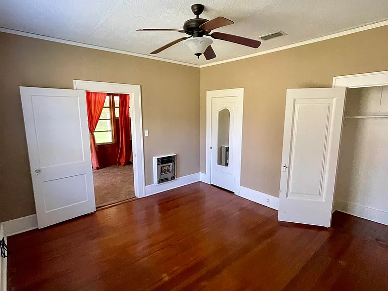 3304 Victory Dr — Photo 6