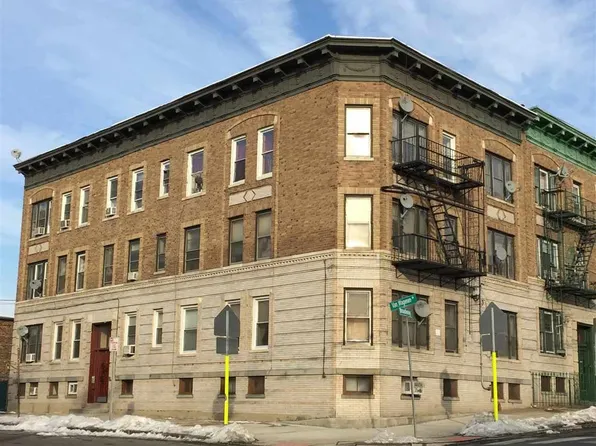 30 Broadway image 9 of 9