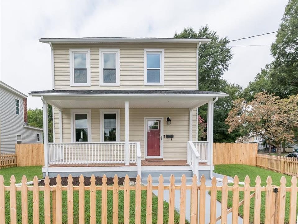 1st image of 16 Dundee Ave