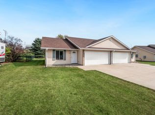 2035 Vista View Dr, Granger, IA 50109