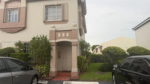 8340 NW 10th St #1G Photo 1