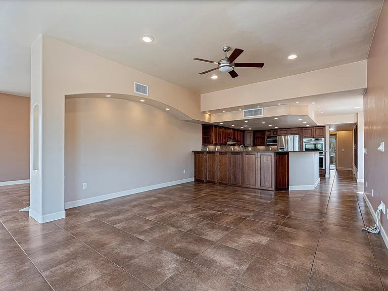 10270 E Glenn St — Photo 35
