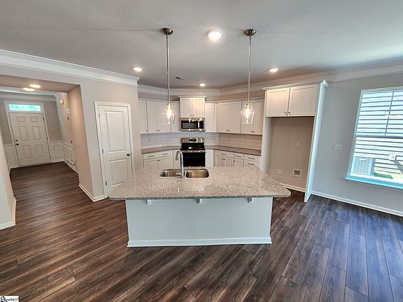3rd image of 114 Cross Arbor Dr Lot 12