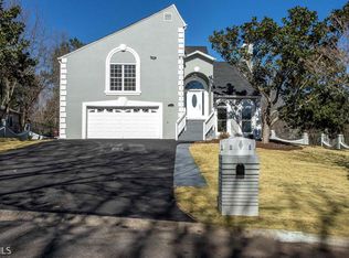 650 Applewood Ln, Marietta, GA 30064