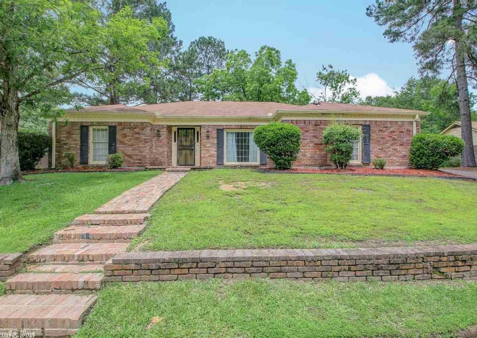 1st image of 3903 Lincoln Green Dr