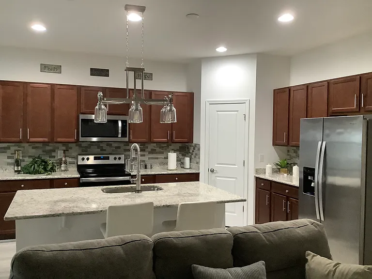 569 Disa Dr — Photo 5