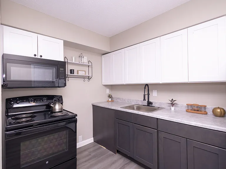 3923 Jackson Ave — Photo 16