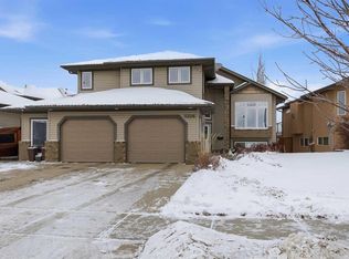 5206 S 15th St, Lloydminster, AB T9V0Y2