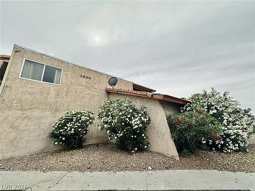 3620 Ala Dr Photo 1